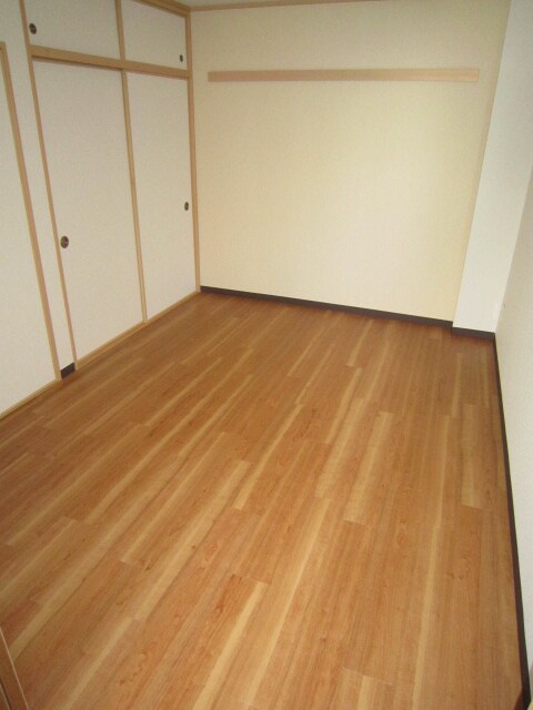 物件内観写真11　(居室)