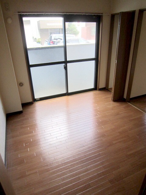 物件内観写真12　(居室)