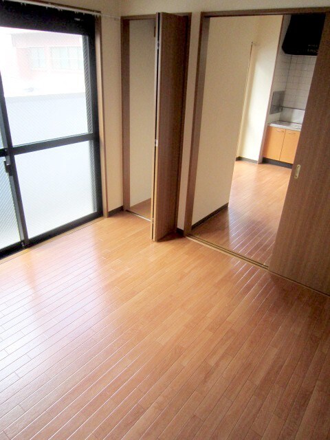 物件内観写真13　(居室)