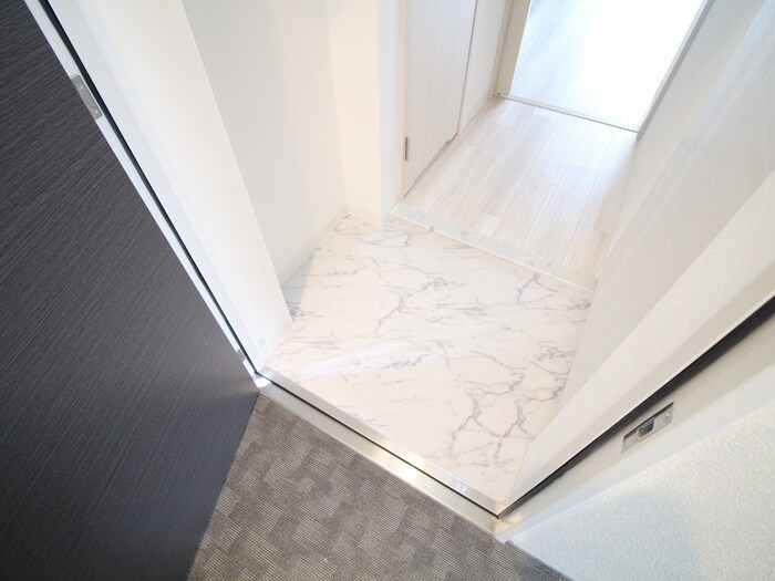 物件内観写真20　(玄関)