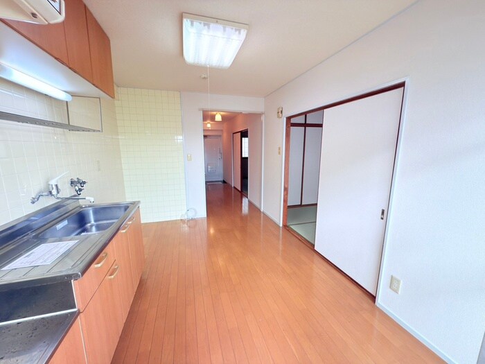 物件内観写真8　(居室)