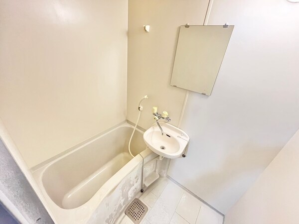 バス／シャワールーム等