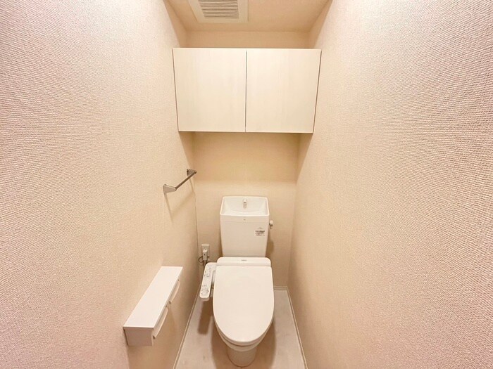 物件内観写真14　(トイレ)