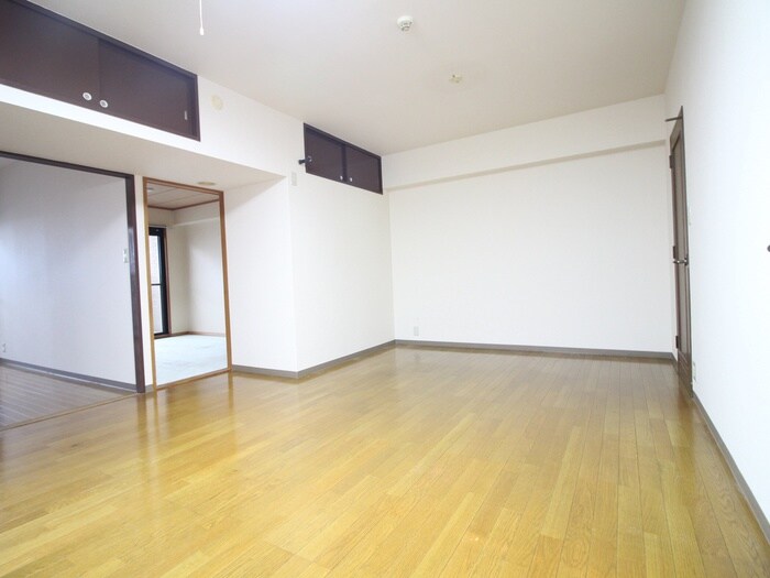 物件内観写真10　(居室)