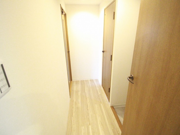 物件内観写真22　(廊下)