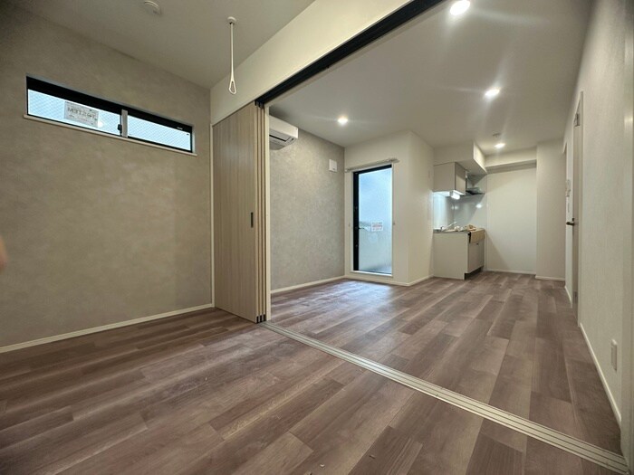 物件内観写真12　(居室)