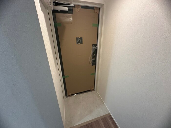 物件内観写真15　(玄関)