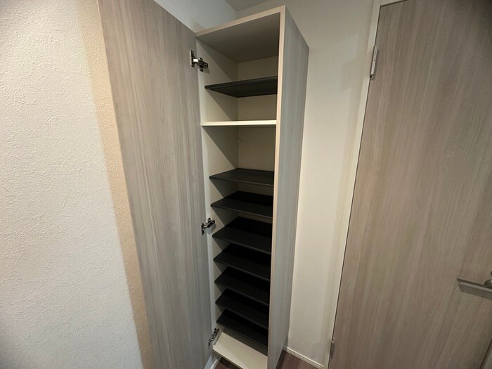 物件内観写真16　(靴箱)
