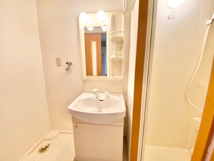 物件内観写真11　(洗面)