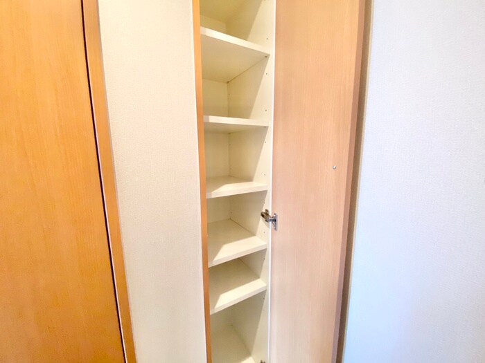 物件内観写真18　(靴箱)