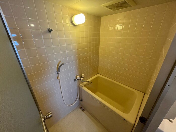 物件内観写真8　(バス／シャワールーム等)