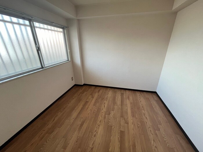 物件内観写真12　(居室)