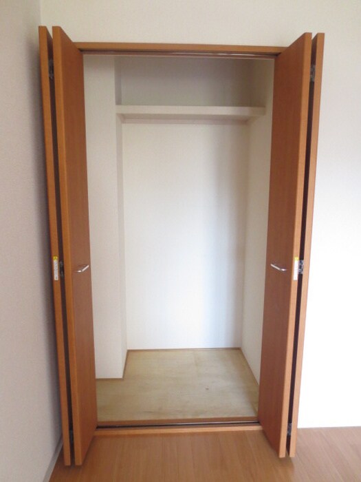 物件内観写真8　(収納)