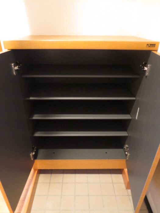 物件内観写真13　(靴箱)