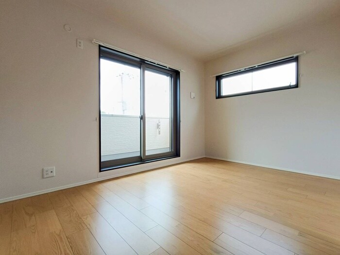 物件内観写真10　(居室)