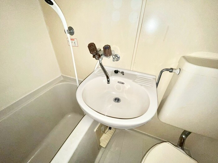 物件内観写真13　(洗面)