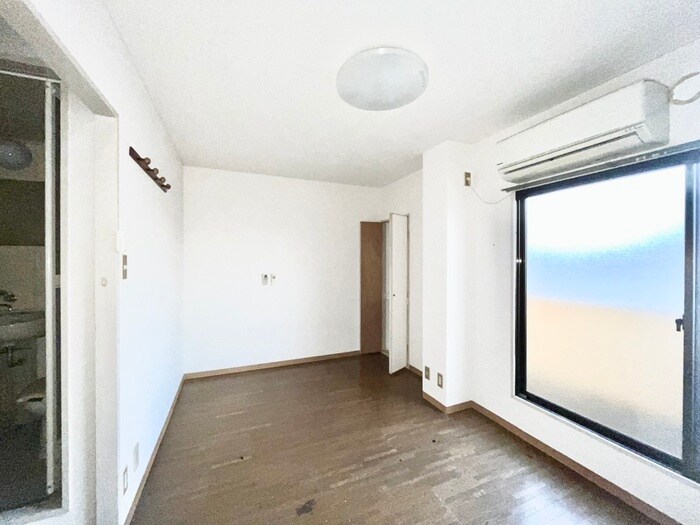 物件内観写真13　(居室)