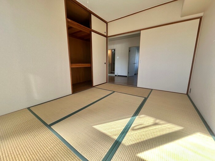 物件内観写真13　(居室)