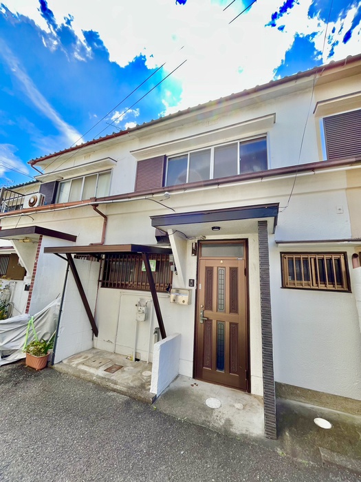 岡田６丁目テラス住宅・01