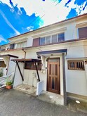 岡田６丁目テラス住宅・01