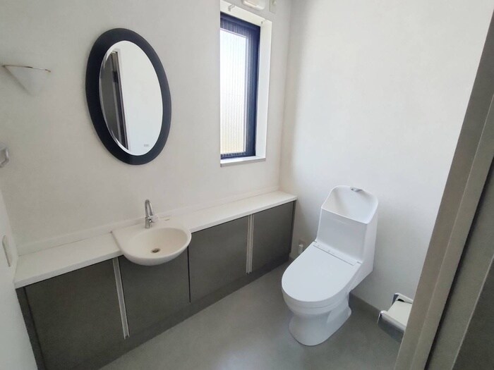 物件内観写真18　(トイレ)