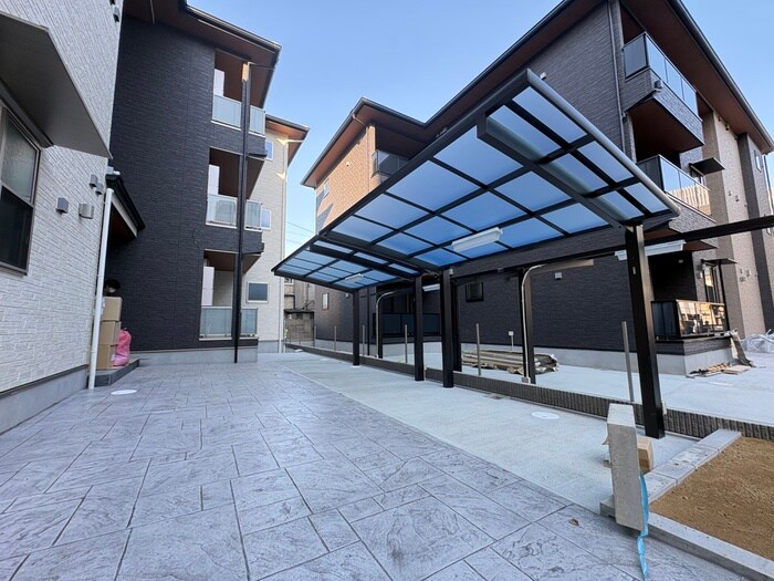 物件外観写真3　(駐輪場)