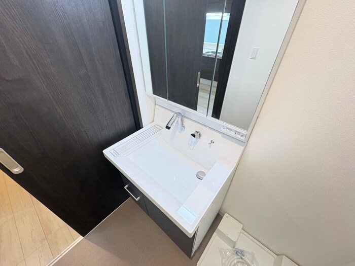 物件内観写真11　(洗面)