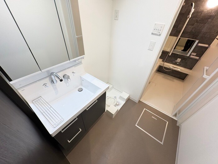 物件内観写真11　(洗面)