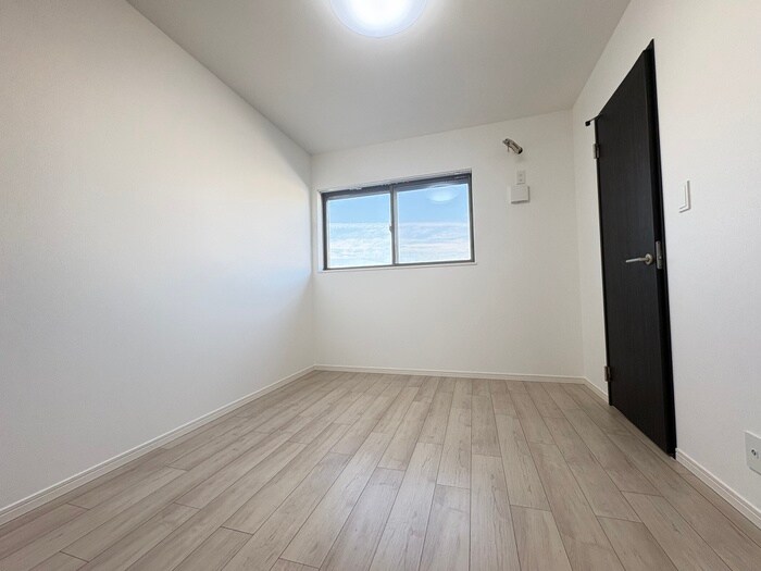 物件内観写真14　(居室)