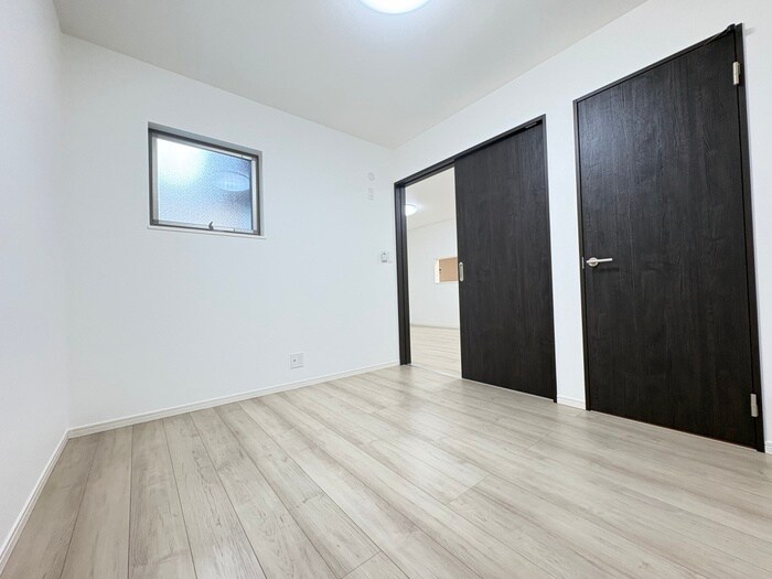 物件内観写真15　(居室)