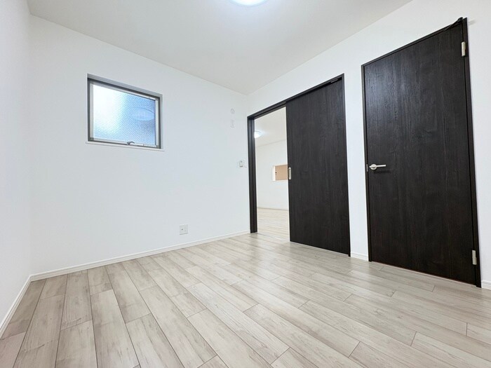 物件内観写真16　(居室)