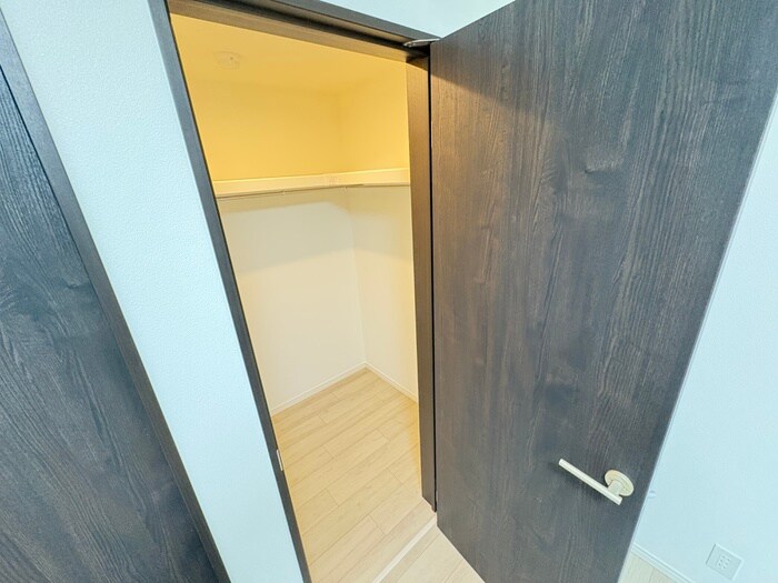 物件内観写真17　(収納)