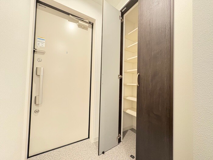 物件内観写真19　(靴箱)