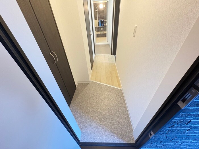 物件内観写真20　(玄関)