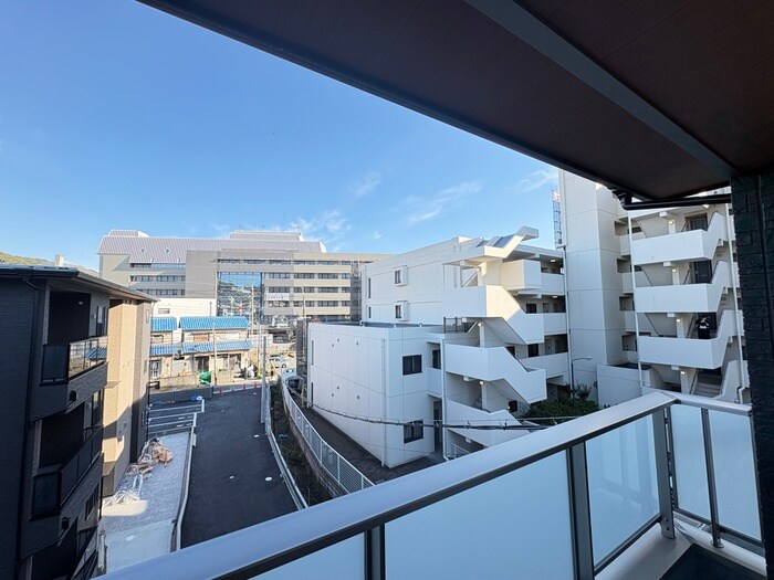 物件内観写真22　(室内からの展望)