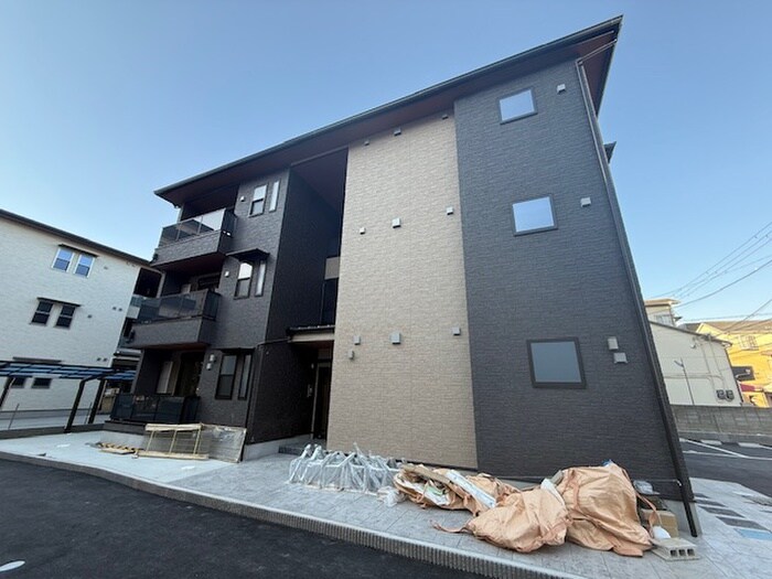 物件外観写真2　(外観写真)