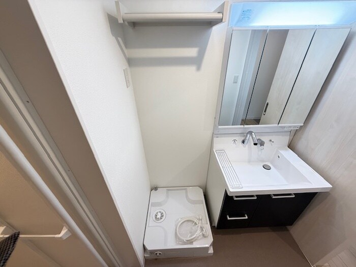 物件内観写真14　(洗濯機置場)