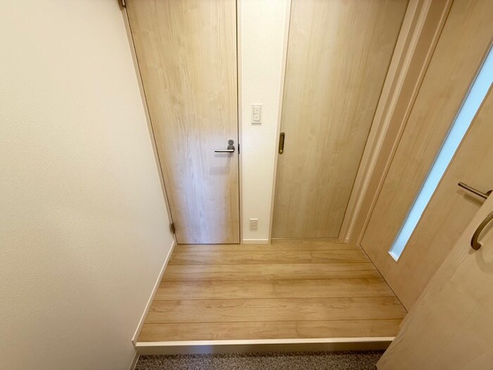 物件内観写真21　(廊下)