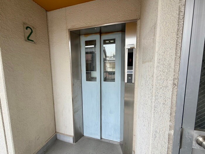 物件外観写真4　(建物設備)