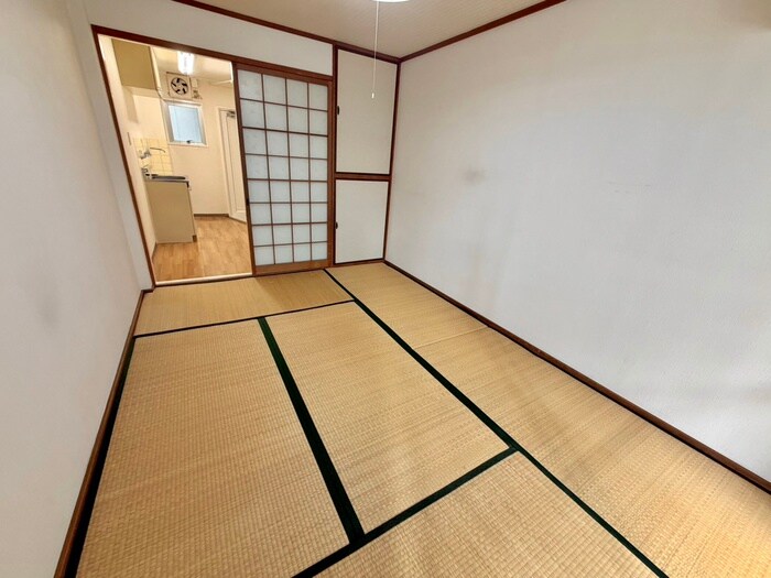 物件内観写真16　(居室)