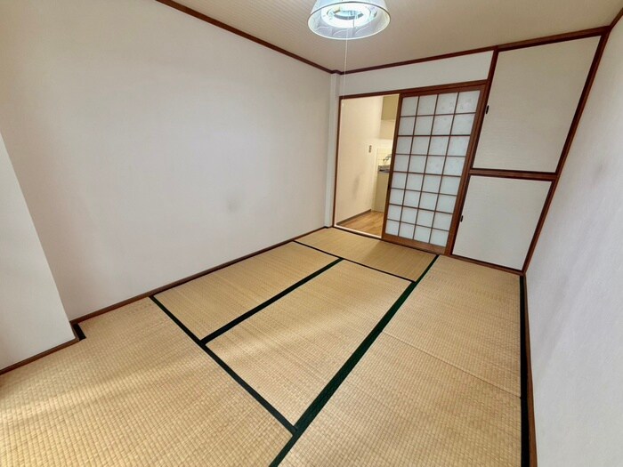 物件内観写真18　(居室)