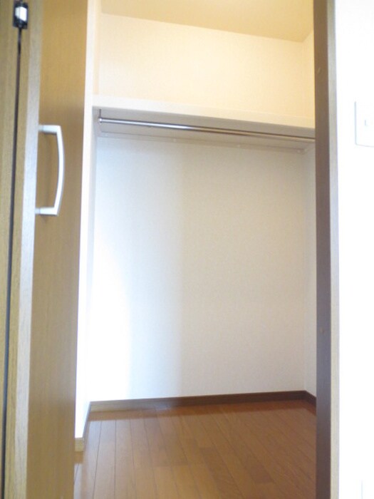 物件内観写真9　(収納)