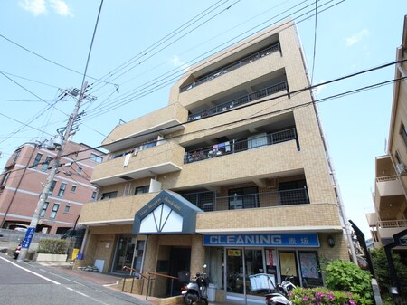 ﾗｲｵﾝｽﾞﾏﾝｼｮﾝ赤坂通（202）外観写真
