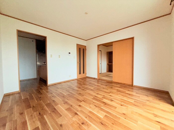 物件内観写真7　(居室)