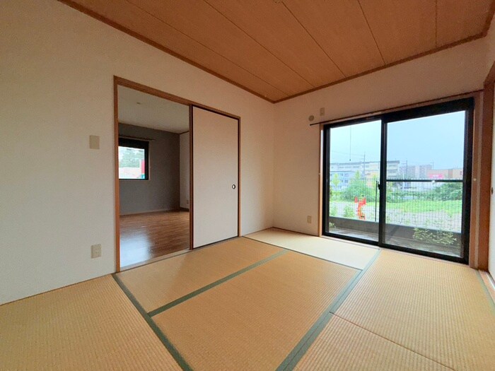 物件内観写真9　(居室)