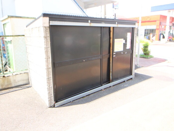 物件外観写真6　(建物設備)