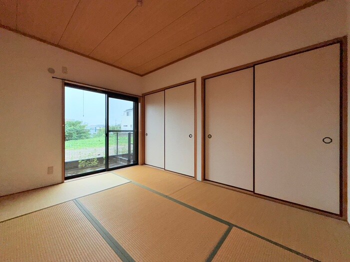 物件内観写真10　(居室)