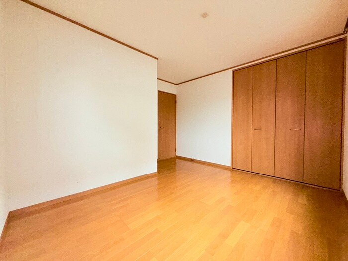 物件内観写真13　(居室)