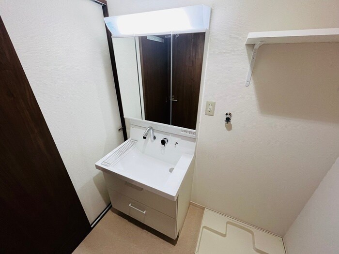 物件内観写真11　(洗面)