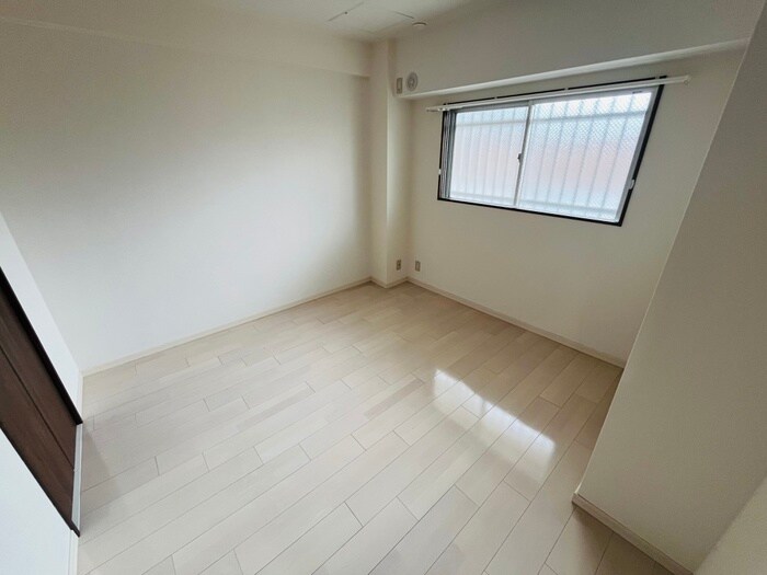 物件内観写真17　(居室)